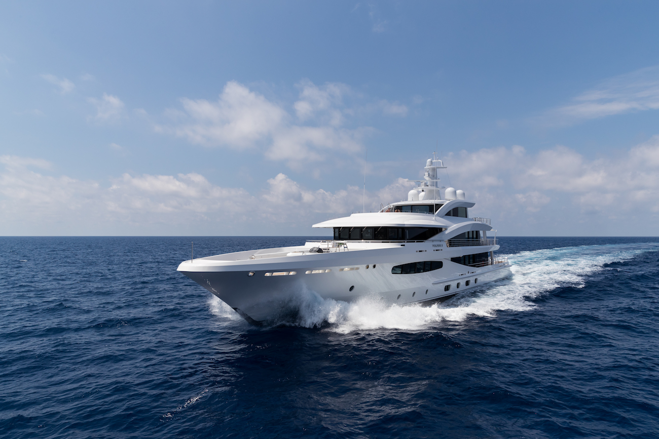 volpini 2 yacht charter